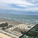 Velvet 43 Pe Plaja Apartman Năvodari