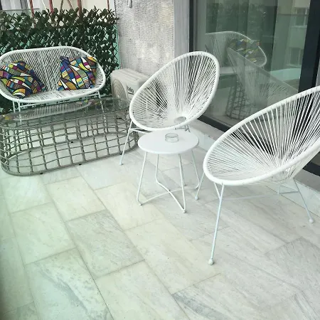 Velvet 43 Pe Plaja アパート ナボダリ