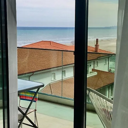 Velvet 43 Pe Plaja アパート *